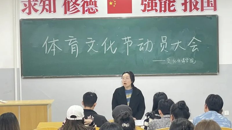 行业现状：服装品牌策划的多元化发展
